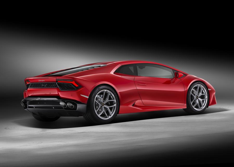  Lamborghini Huracan LP580-2 2015 года  (фото 2 из 7)